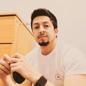 Meet your Posher, Luis